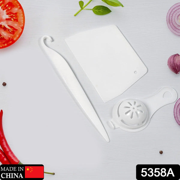 Essential Cake Decorating Kit: 3-Piece Set for Bakers of All Levels - Goyaldeal.com