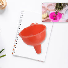 Food-Grade Silicone Funnel: Safe & Easy Transfer for Liquids & Grains (1 Pc) - Goyaldeal.com