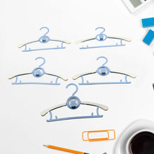 Large Adjustable Plastic Dress Hangers – Space-Saving & Lightweight (5 Pc) - Goyaldeal.com