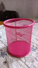 Metal Mesh Pen Holder for Desk (1 Pc): Pen Stand, Pencil Organizer, Stationery Storage - Goyaldeal.com