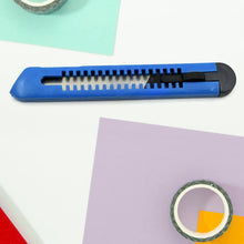 Multi-Use Iron Cutter, Cutting Blade and Precision Knife Blade, Utility Knife - Heavy Duty Industrial Cutter Knife (18mm) - Goyaldeal.com