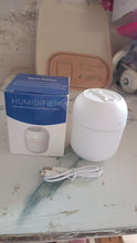Portable Mini USB Humidifier with Light, Cool Mist & Essential Oil Diffuser (250ML) - Goyaldeal.com
