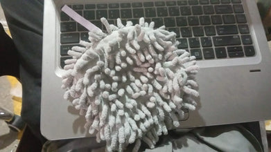 Super Soft Hanging Hand Towel (Microfiber): Ultra Absorbent, Kitchen & Bath - Goyaldeal.com