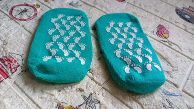 Socks Soft Socks for Repairing and Softening Dry Cracked Feet Skins Comfortable Socks (No Box Packing / Without Gel Socks) - Goyaldeal.com